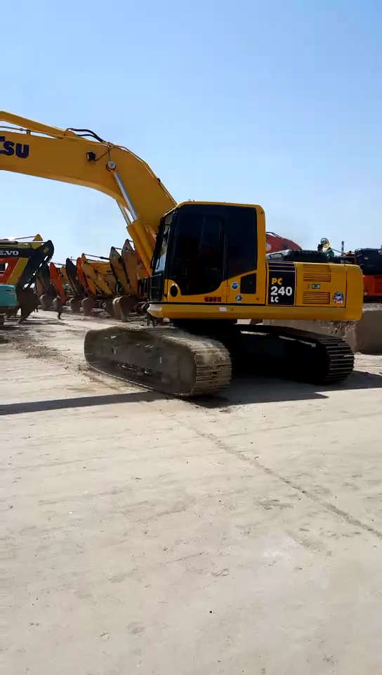 小松240-7,客户试车中