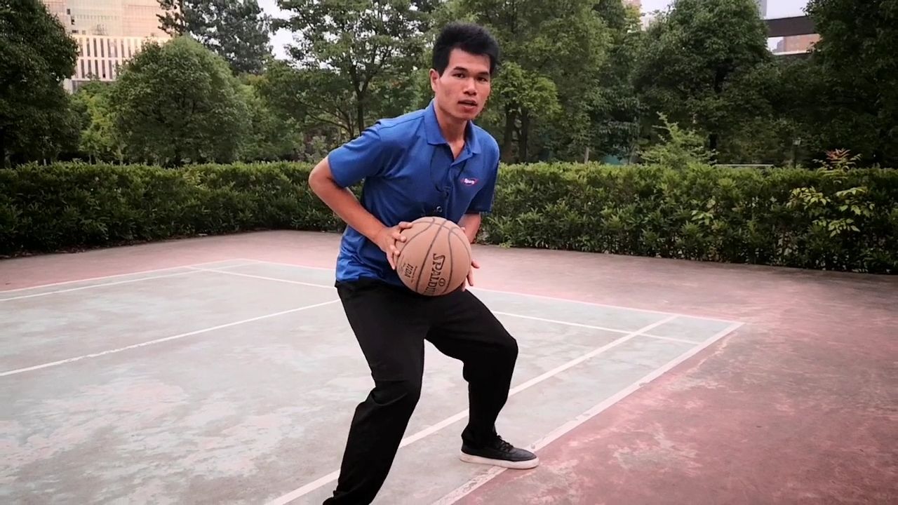 6.13篮球90课后练习作业【跳步急停三威胁 轴心脚转身】