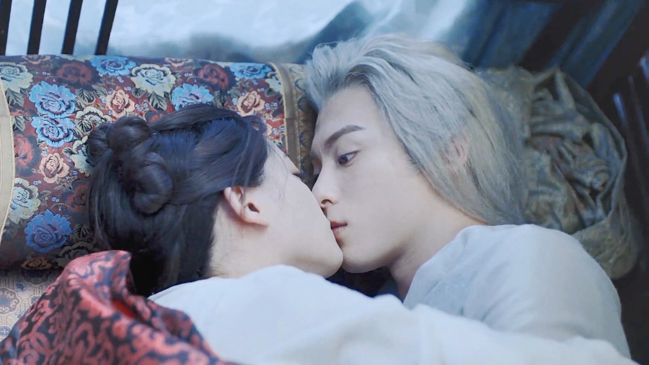 王鹤棣 #祝绪丹 #遇龙遇龙 龙王为报恩竟夺走女子初吻,还要以身相 ??