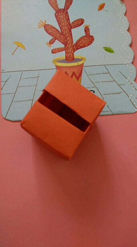 零钱不知往哪里放,折个存钱罐吧