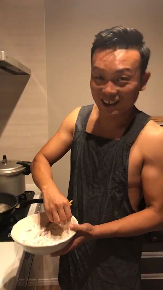 爱做饭的男人 是那么的辣眼睛 糖醋肉段