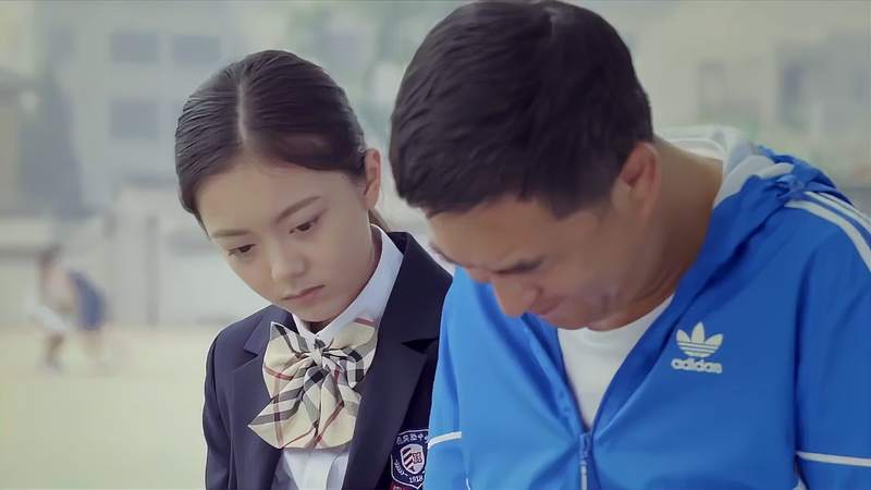 老师小女友来电,张嘉译却骗闺女是孙老师,下秒尴尬了家庭伦理