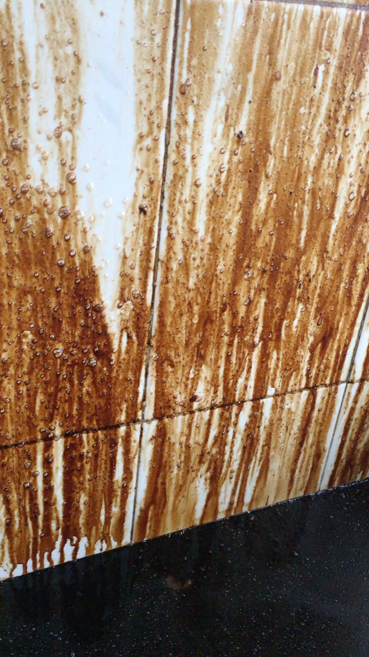 墙壁重油污清洗,这款产品不伤手,无异味,操作方便,成本低,是创业者的