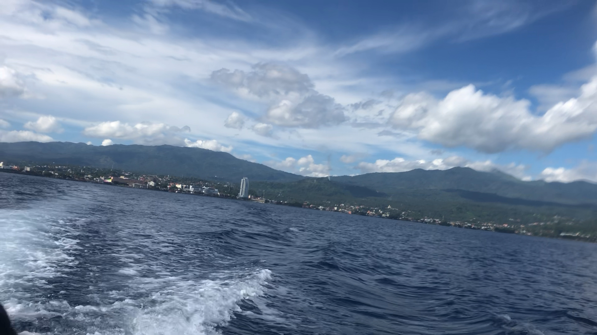 旅游经历的日记(旅游经历日记50字)