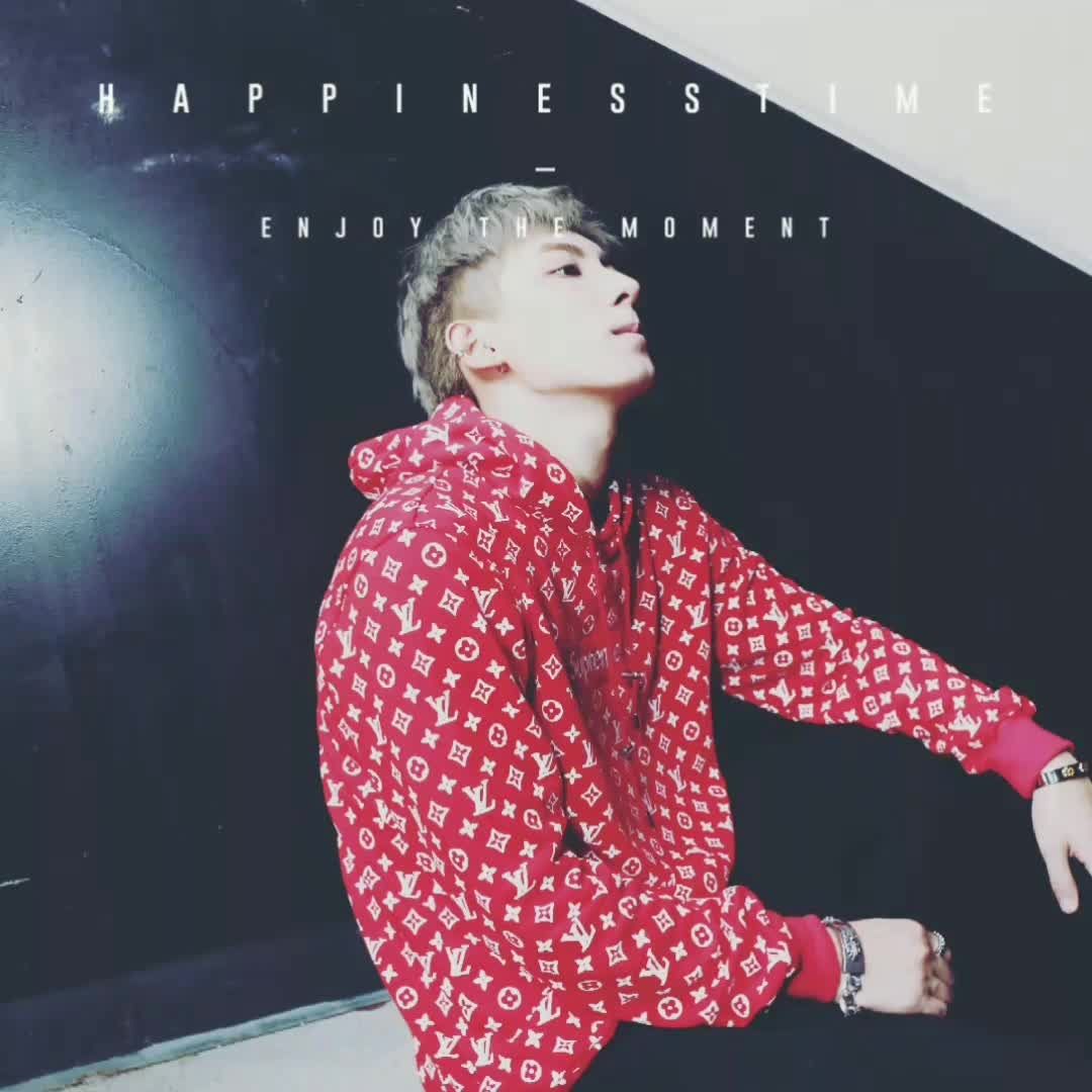 今晚一直播"方嘉煜是条鱼"直播一周年不见不散