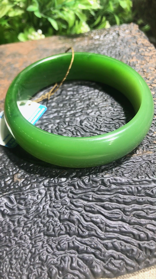 太美的老坑碧玉手镯