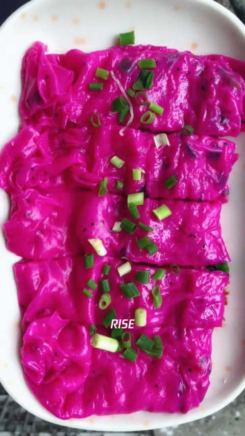 火龙果肠粉,大伙肯定没有见过吧!