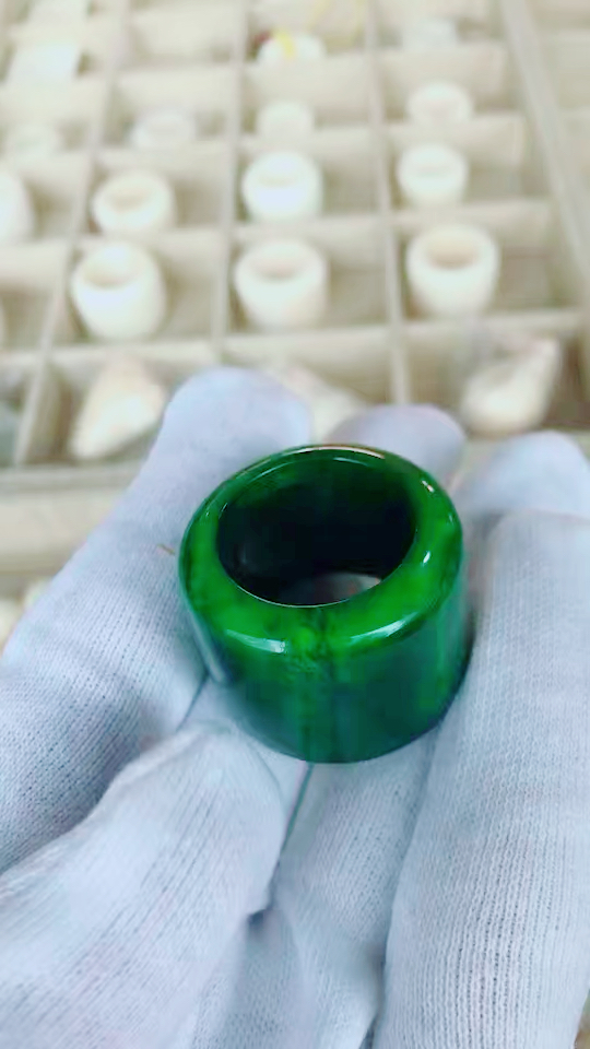 虬角-半脑染色,清代大臣喜爱的东西!