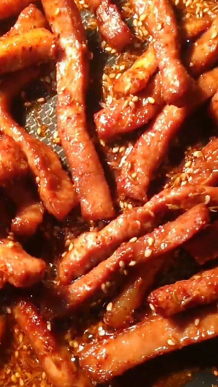 简单又好吃的香辣肉条做法,大小小孩都爱吃