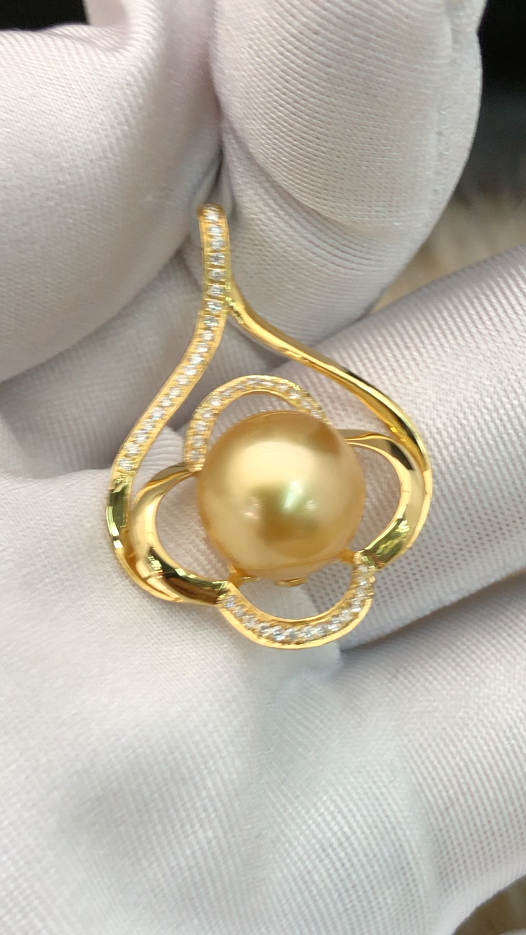 天然海水金珍珠18k金镶嵌南非钻石