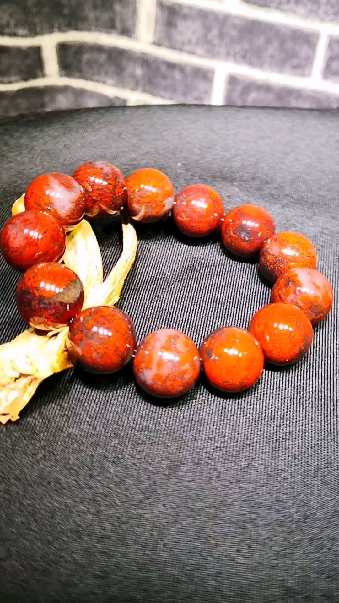 鸡血石男士手串