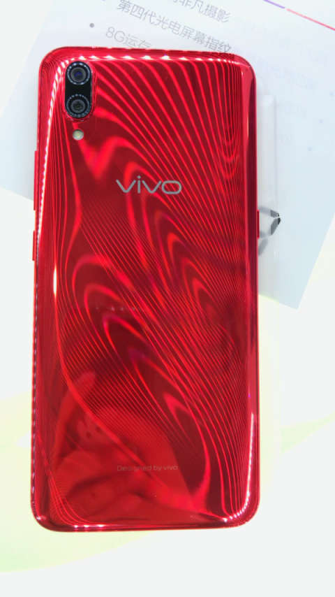 vivo  x23   幻影红 我好喜欢这波光粼粼阿98