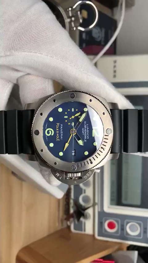 沛纳海pam719,钛合金表壳,47mm硬汉款,后盖雕刻北极熊图案