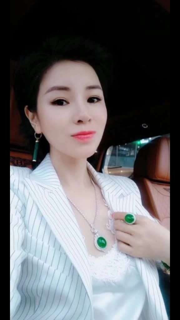 恭喜幸福狐狸集团董事长张燕霞女士 -— 97  91    00    93