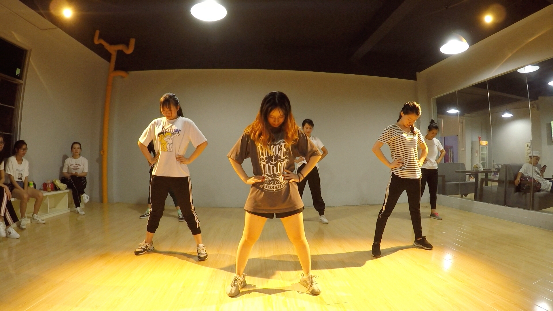 【舞道馆dancedojo】阿敏姐姐的jazz课程,白领班的小姐姐们都好厉害