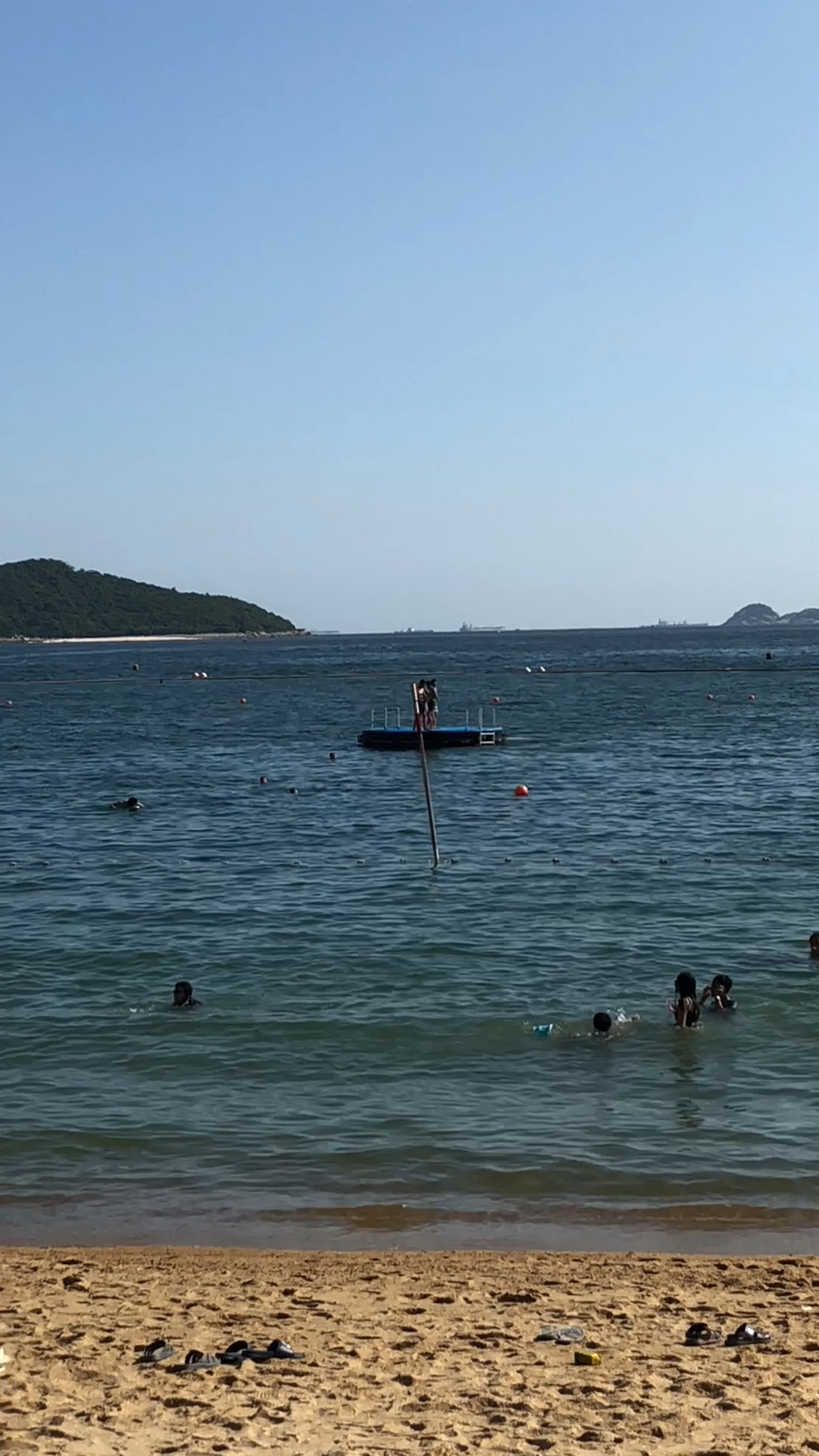 太阳浴—晒出古铜色,发现偷拍会不会被打死