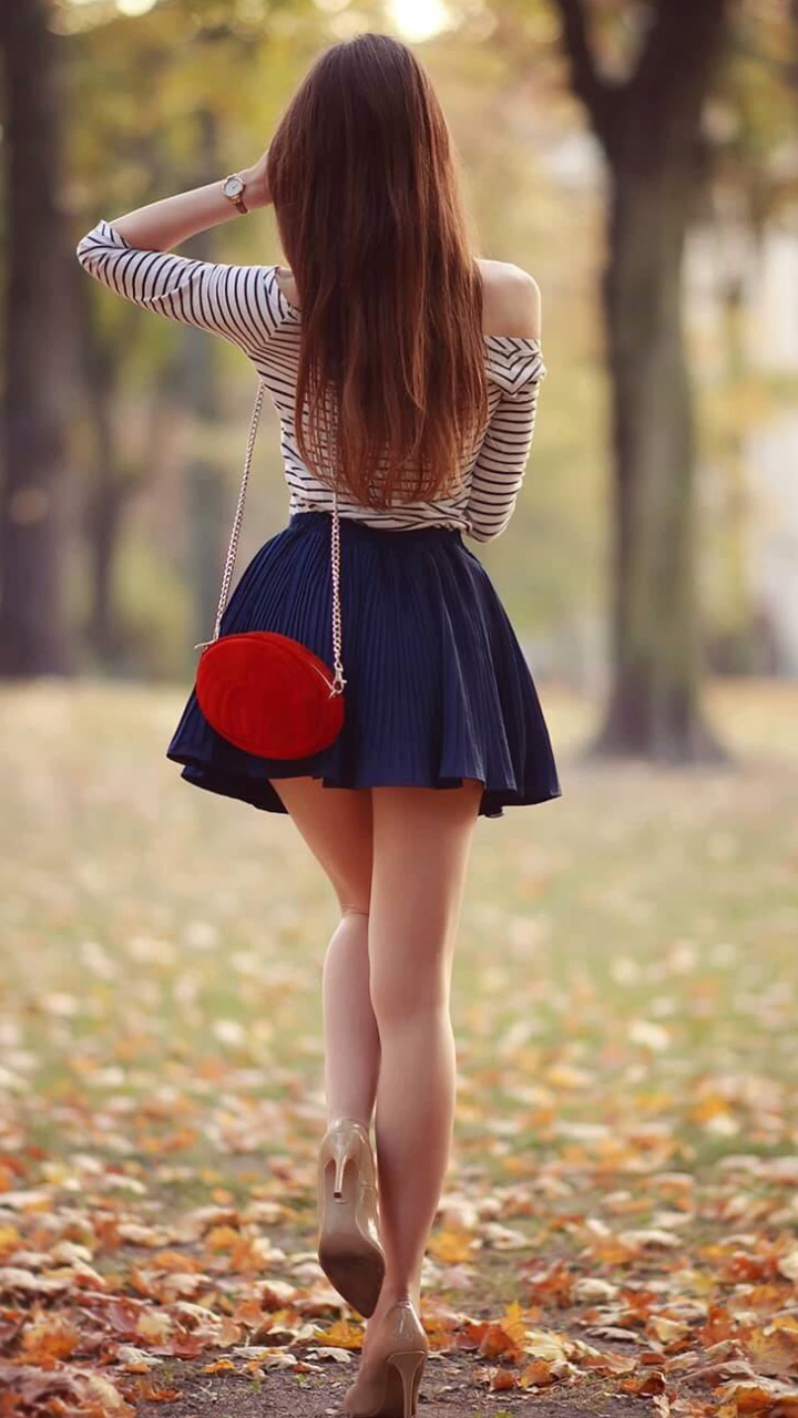 完美大长腿的背影,是一幅行走的图画 676767