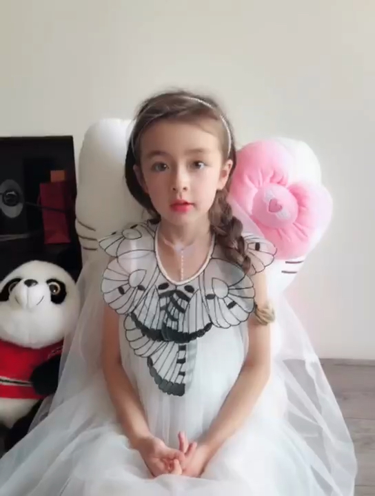 超可爱的混血小公主苏菲73157315