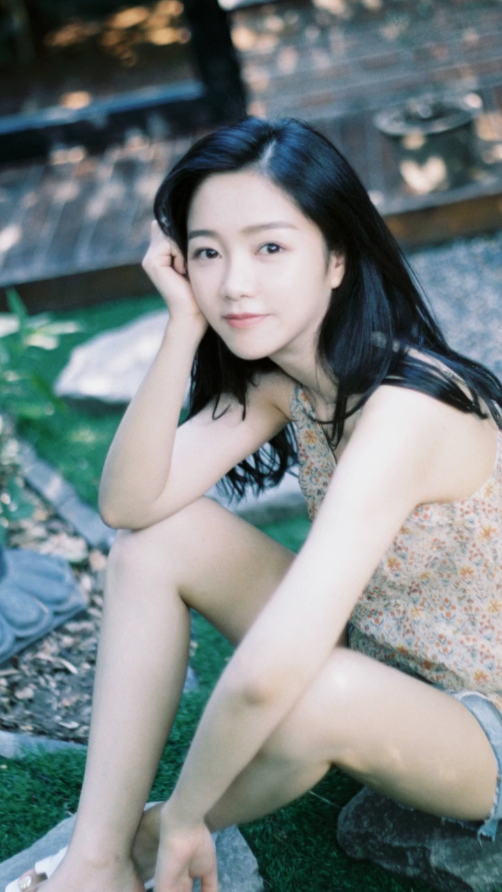 《进击吧,闪电》的女主赵伊虹,一双笑眼真的好灵动.