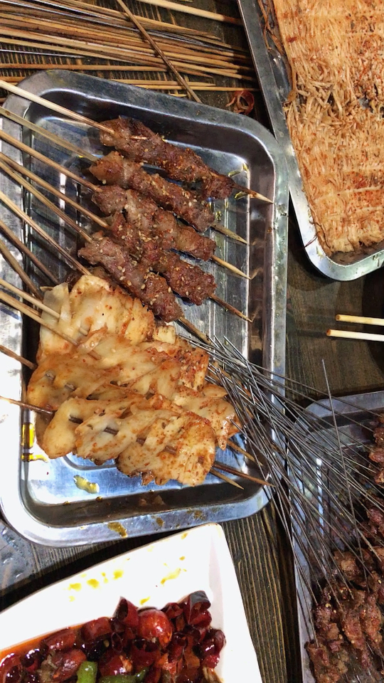 感谢我大斌哥送来的烧烤一桌!