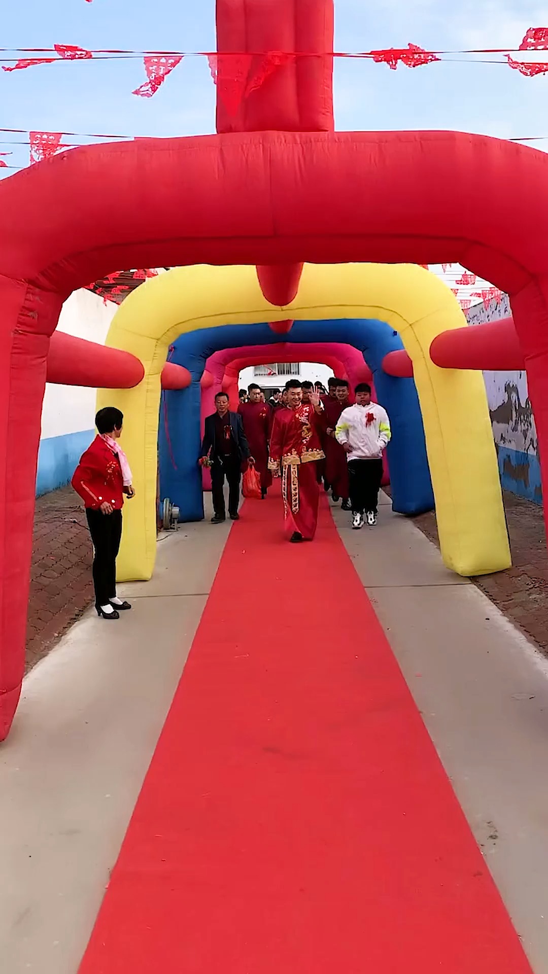 喜庆的鞭炮06迎接新新姑爷到来