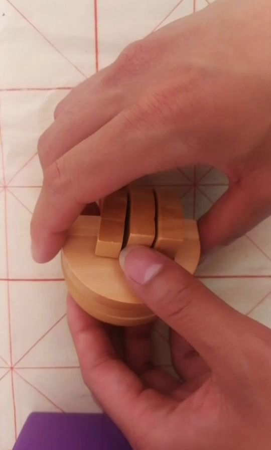 快速组装孔明锁环环相扣