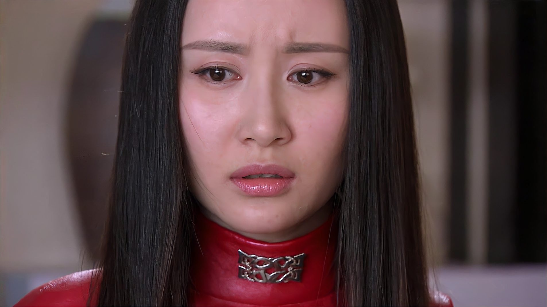 魔幻手机:小千不要傻妞了,怎料傻妞这一举动,冬雨愧疚不已!