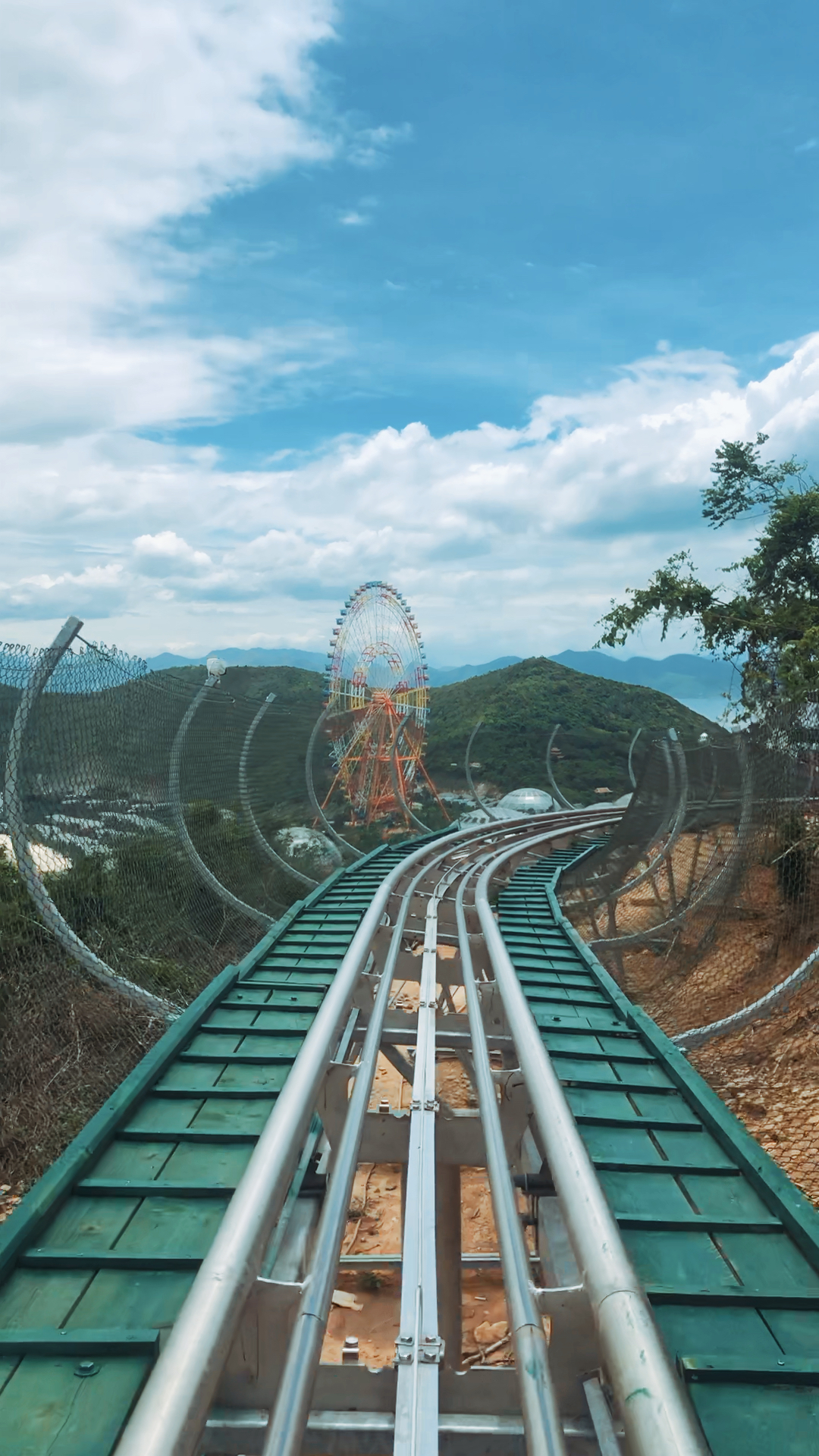 高山滑道,瑞士_大山谷图库