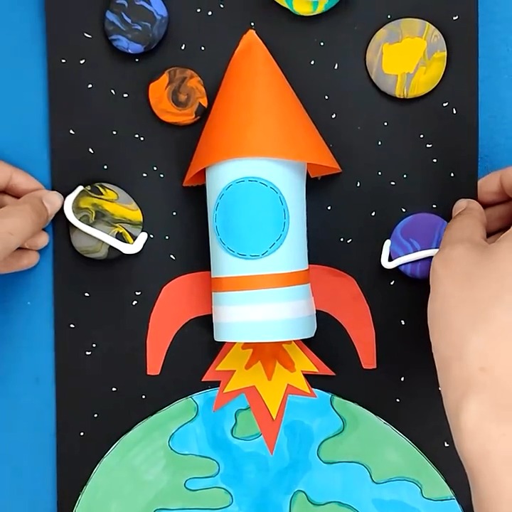 热烈祝贺神舟十二号发射成功!#火箭 #拼贴画