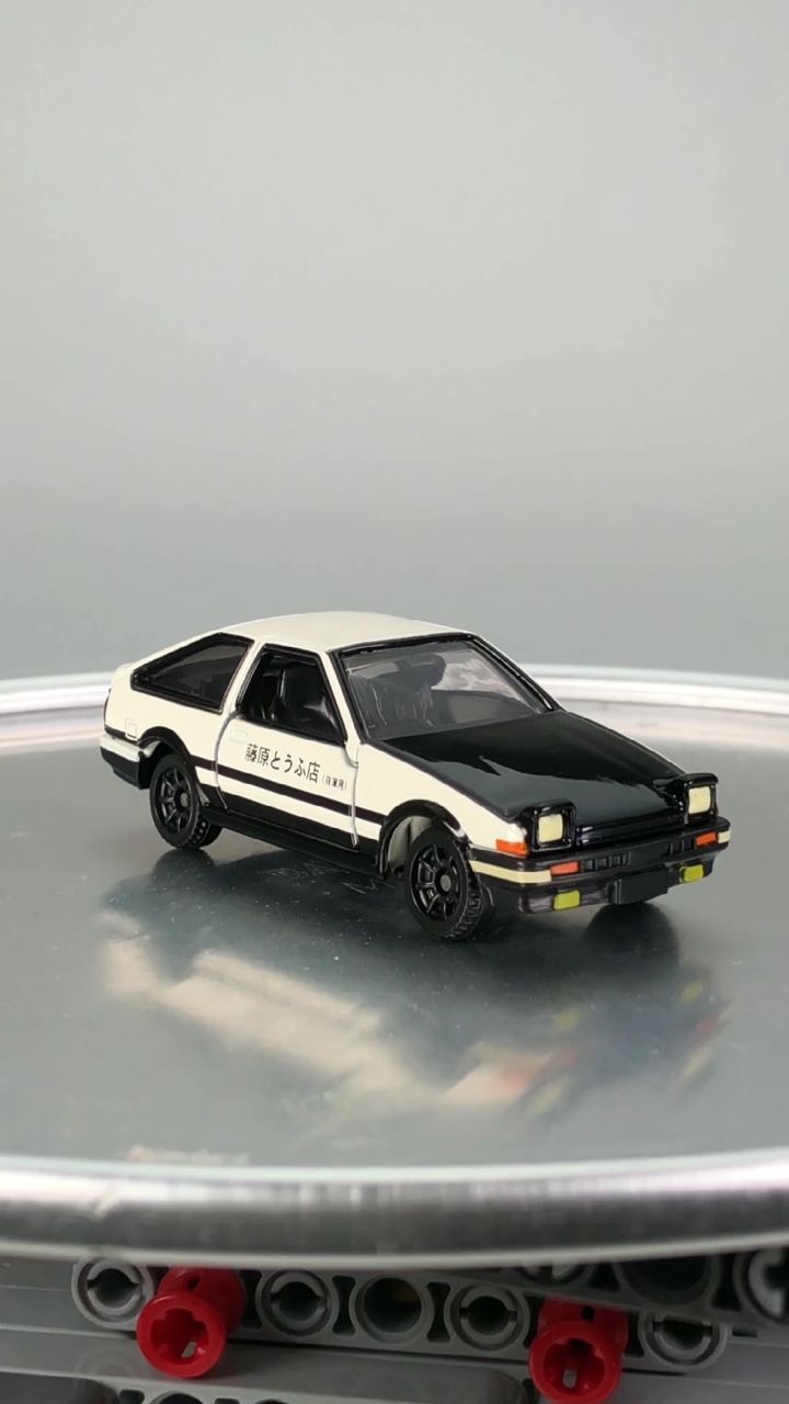 tomy多美卡头文字d合金车 ae86