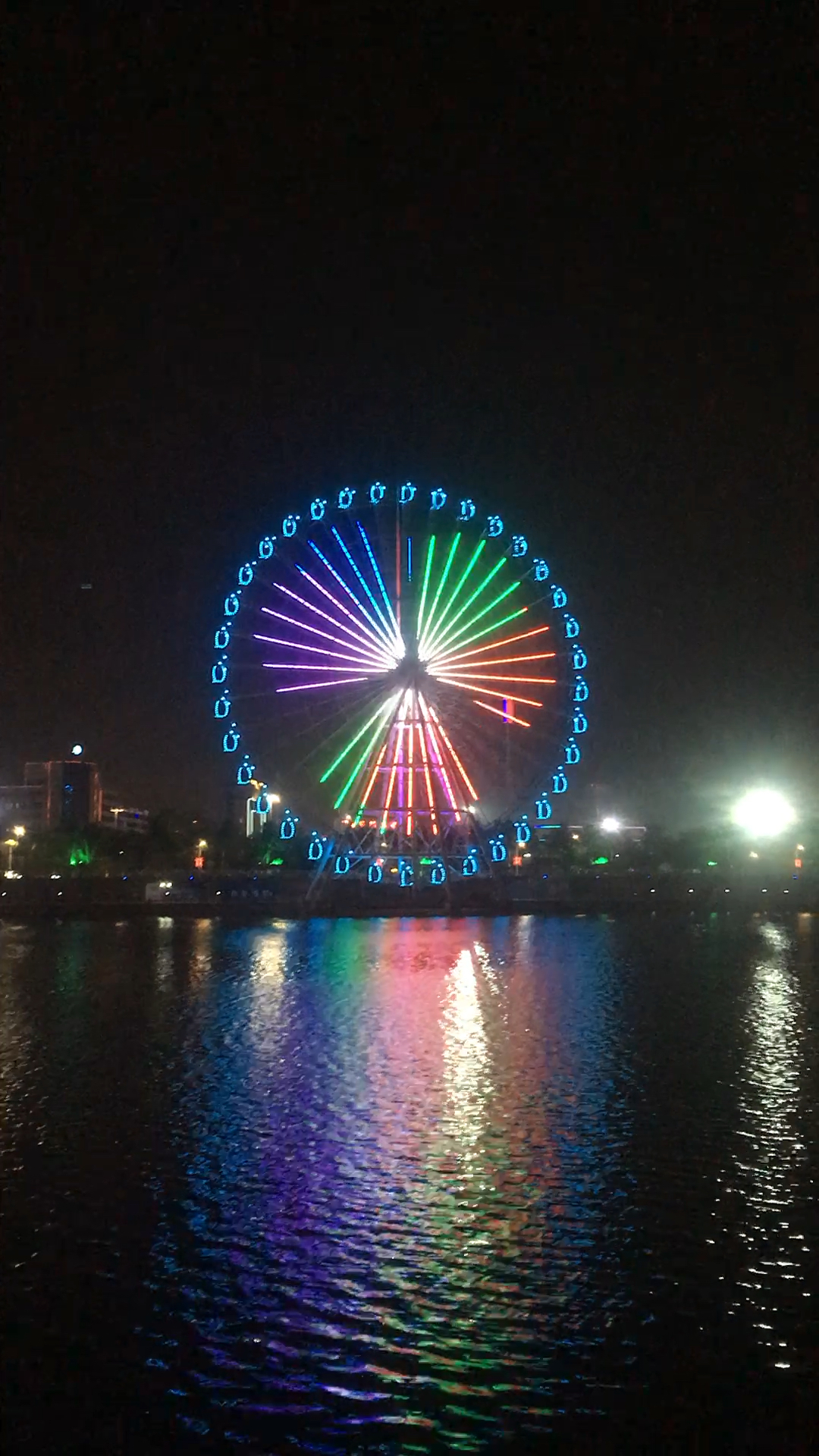 小东江摩天轮美景