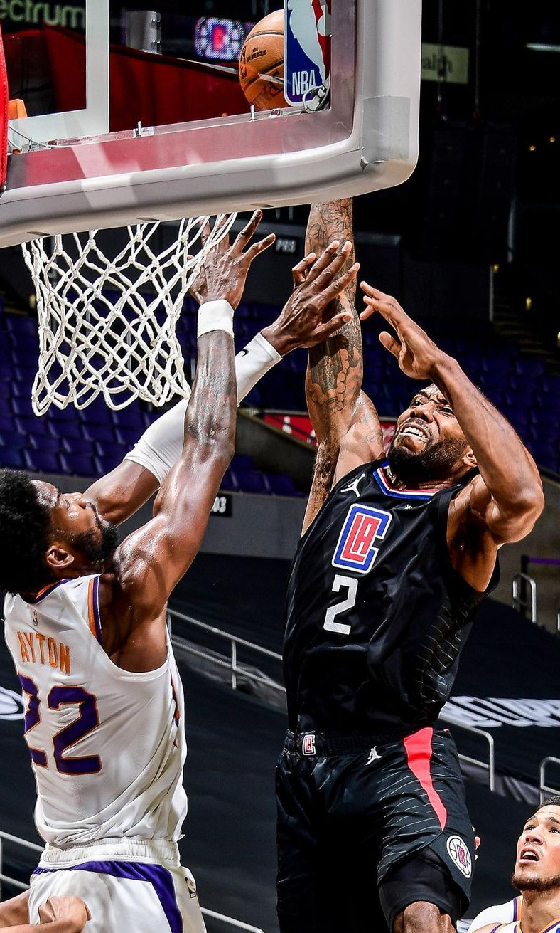 霸气!伦纳德空中对抗艾顿,单臂隔扣太阳中锋 #快船 #nba #伦纳德