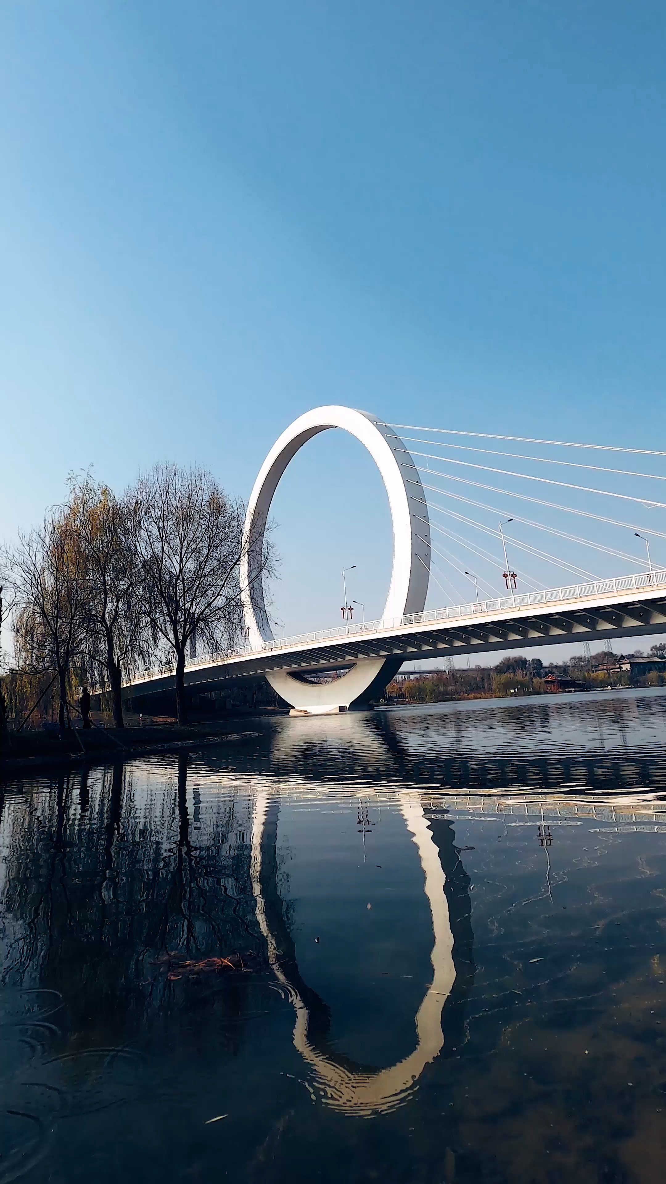 戒指桥(郑州蝶湖)