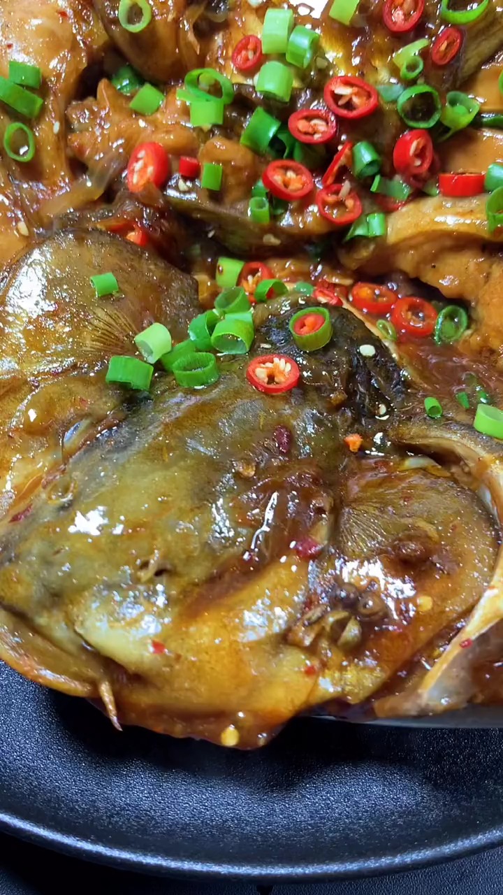 啤酒炖鲤鱼,鲜香入味好吃又下饭