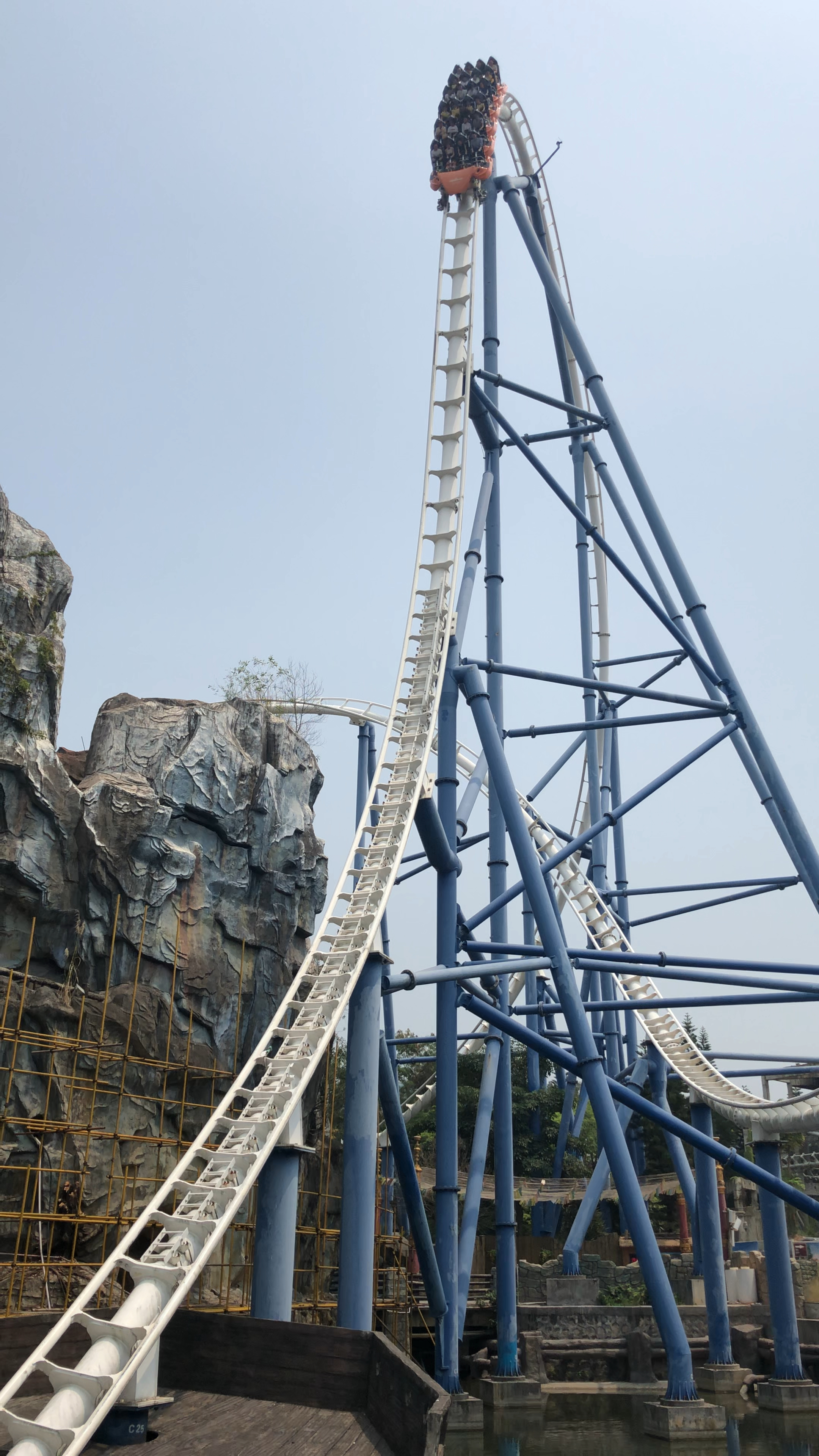 深圳欢乐谷 雪域雄鹰过山车