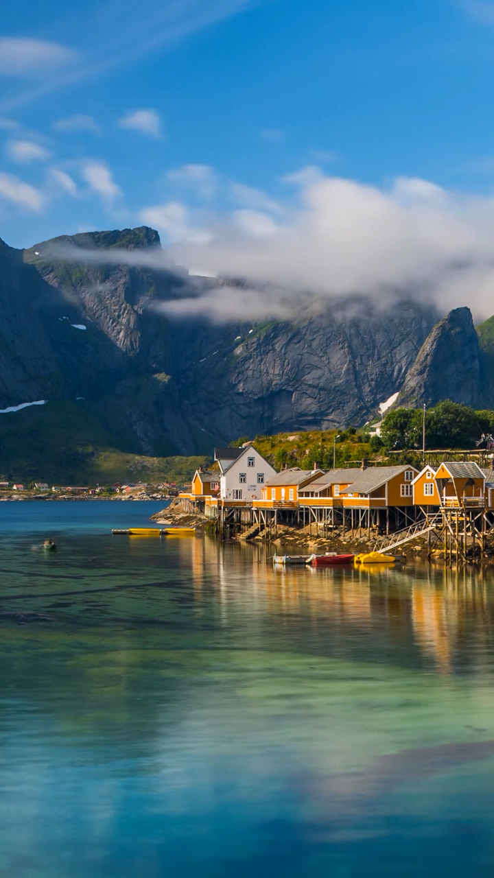 斯塔万格,挪威的第四大城市,除了有著名的沙丁鱼罐头,还有美丽的湖景!