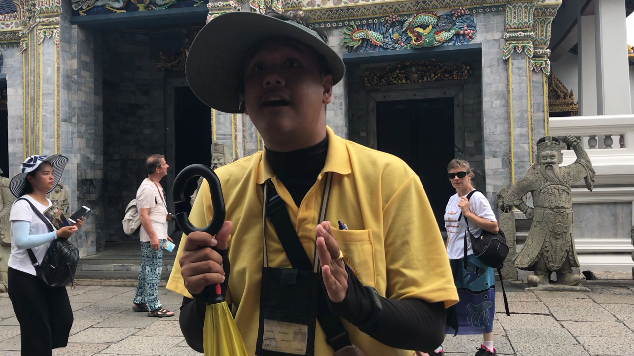 泰国大皇宫明星导游阿龙,目测要火.