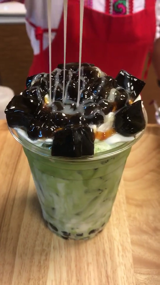 抹茶烧仙草,味道超级浓!