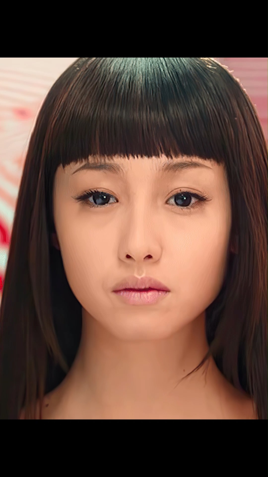 成为万众瞩目天后,后遗症却无法承受,电影《l狼狈》(中)#整容 #恐怖