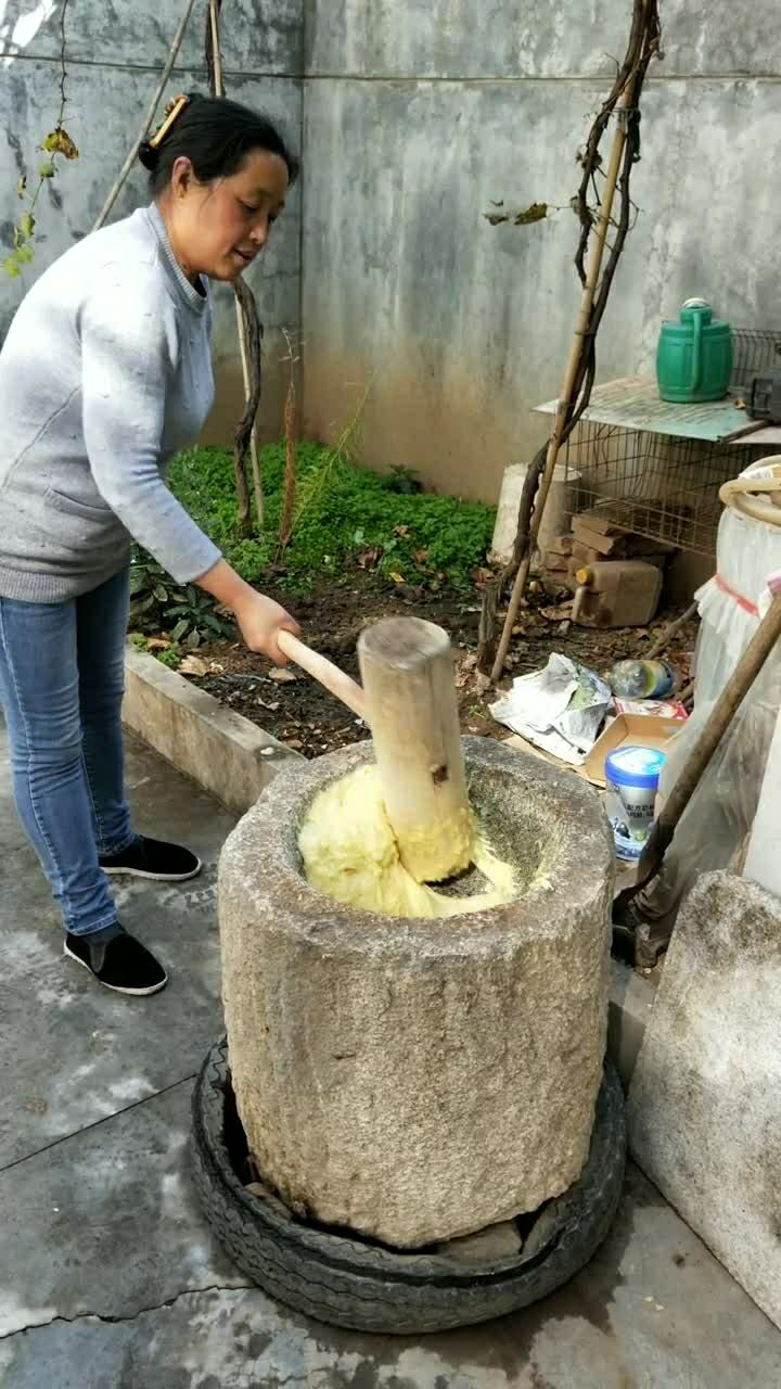 关于最新发明致富机器洋芋糍粑机的信息
