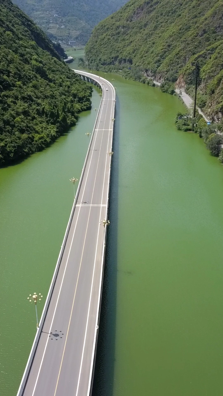 湖北古召最美水上公路03