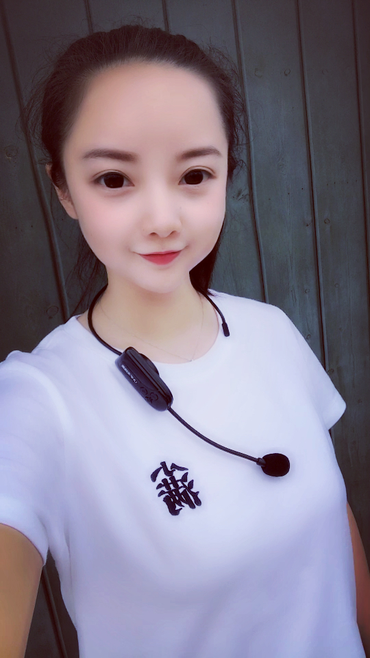 正能量少女来报道