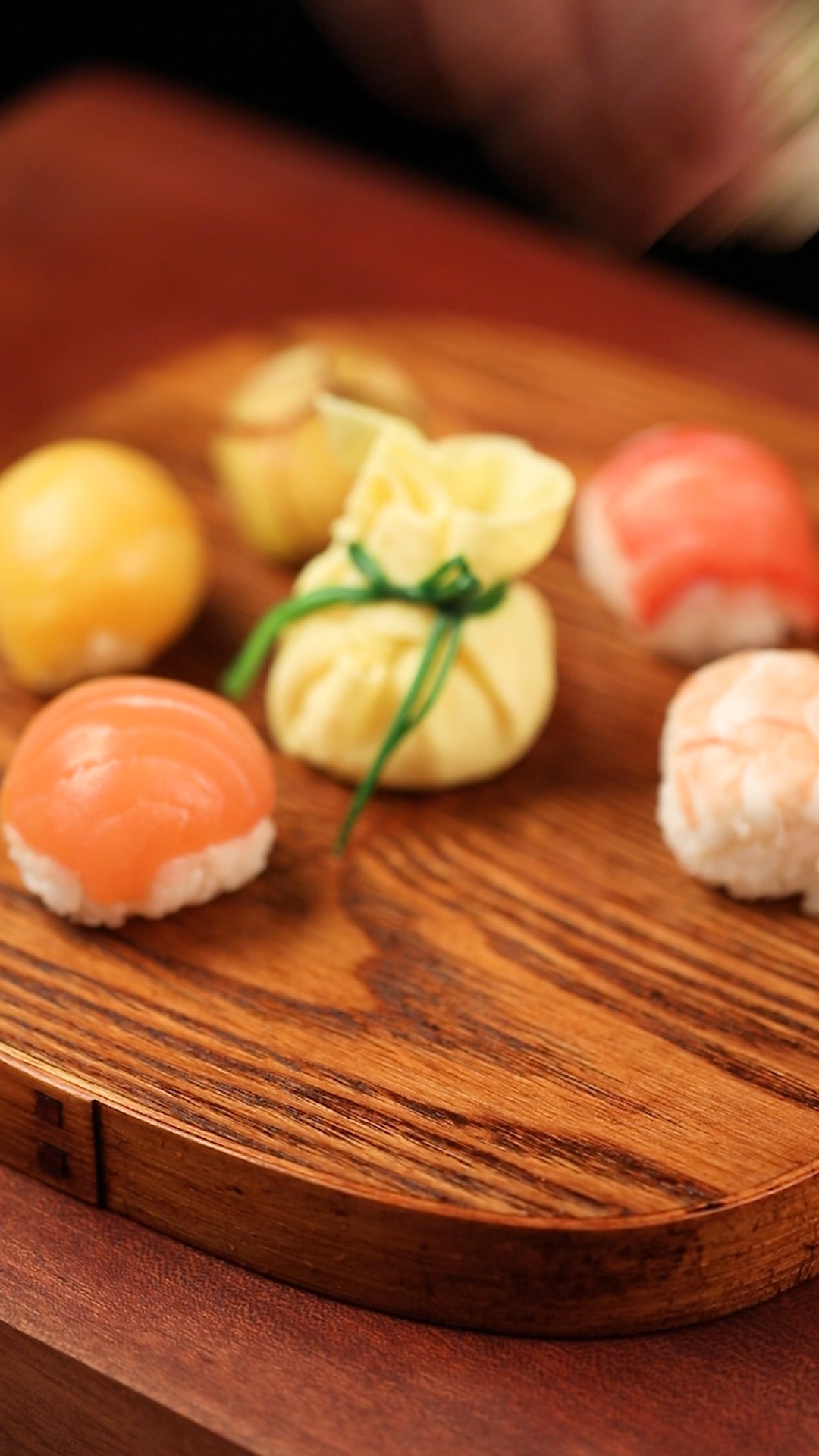 国庆放假在家教你做一款超好可爱的美食手鞠寿司料理