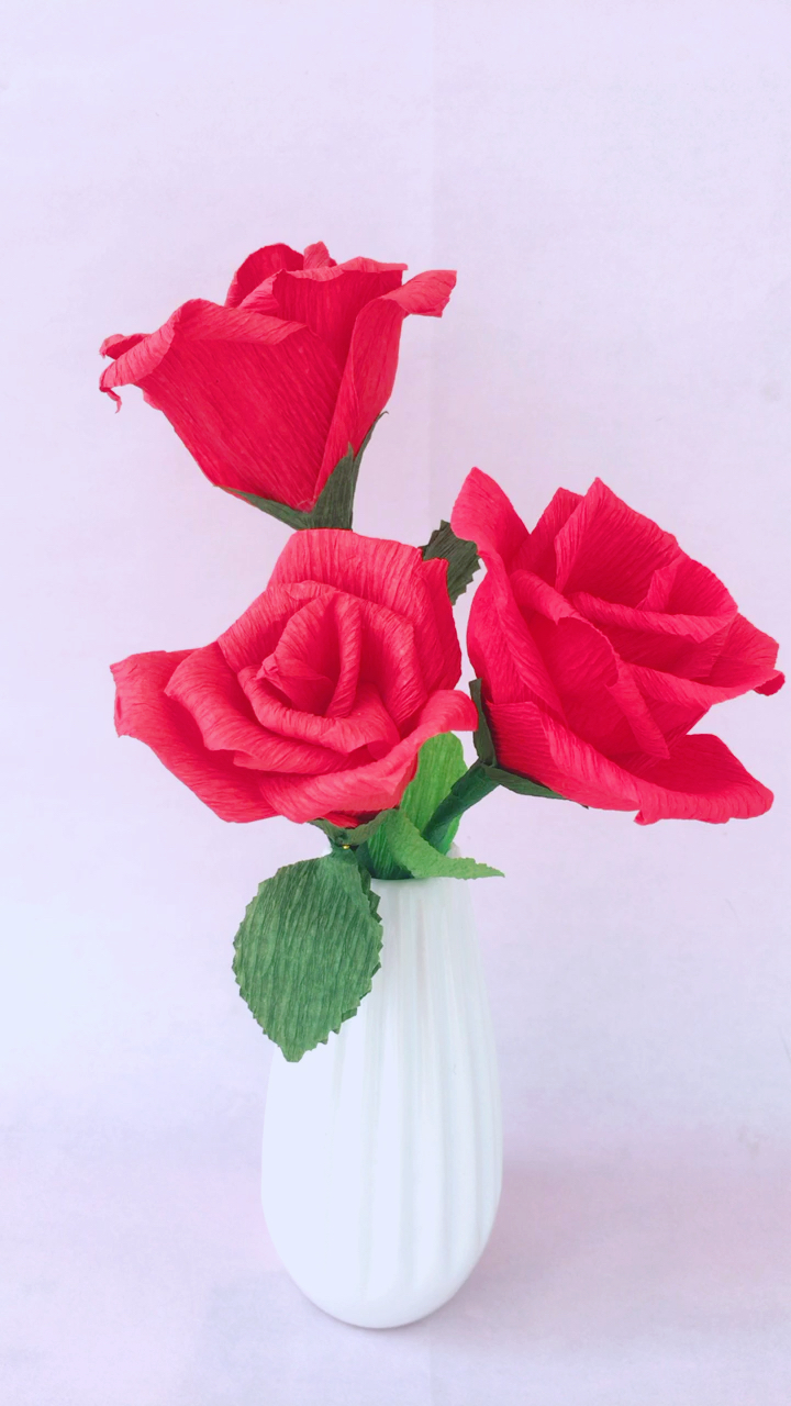 皱纹纸手工:8个长方形就可以做一朵超美的玫瑰,简单又好学,撩妹必备