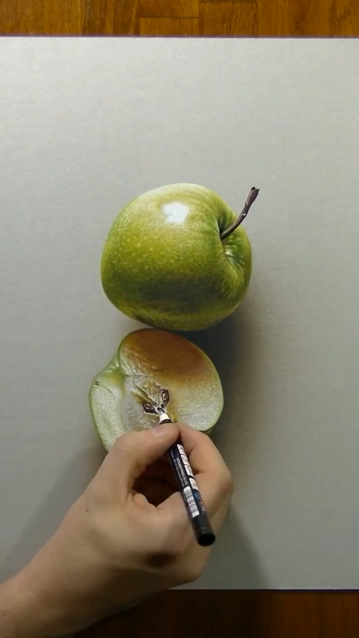 如何画好 一个 和开半 的绿色苹果 超写实3d画 马切罗