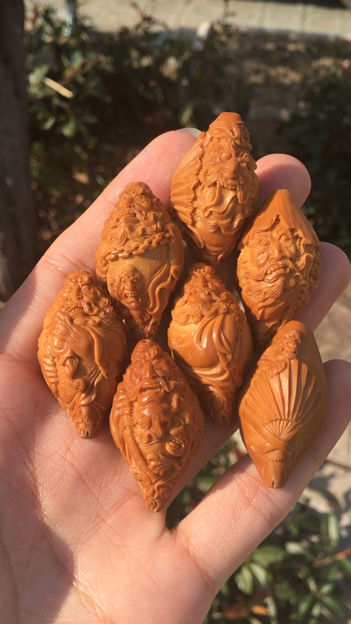 纯手工核雕磐石钟馗橄榄核手串