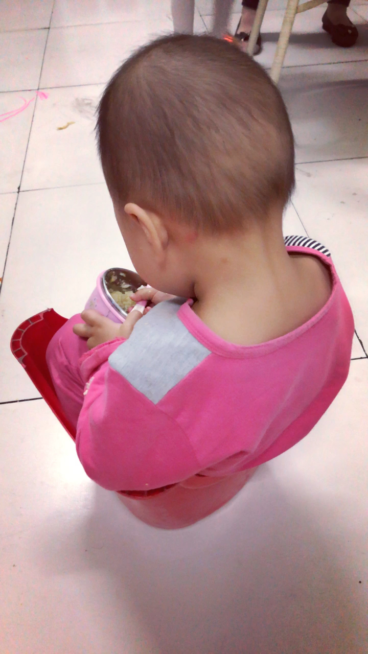 熊孩子～调皮的不得了9090