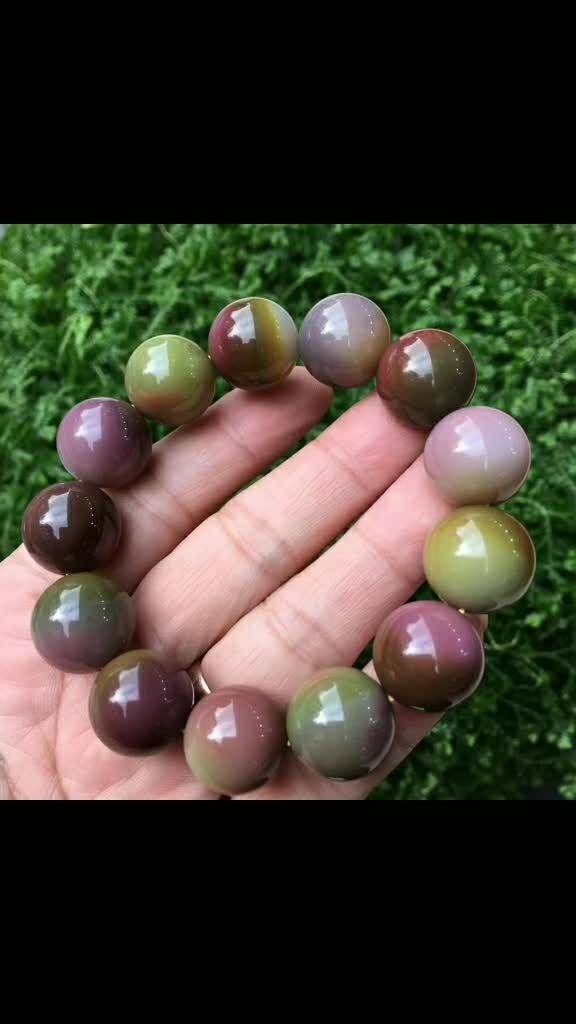 秒杀92 顶级七彩盐源玛瑙多彩手串,色泽艳丽,规格16.