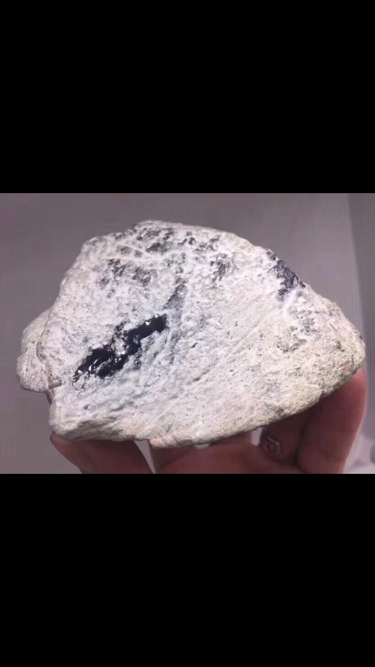 5公斤收藏级莫西沙水泥皮壳冰蓝水戒面品质老蓝水,料子皮壳极老,沙粒