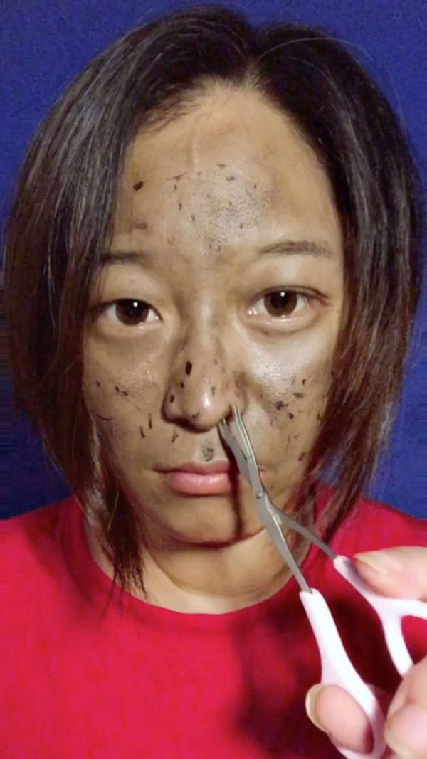 婆婆和老公嫌弃我又黑又丑,要赶我走!化个妆逆袭女神让你们后悔